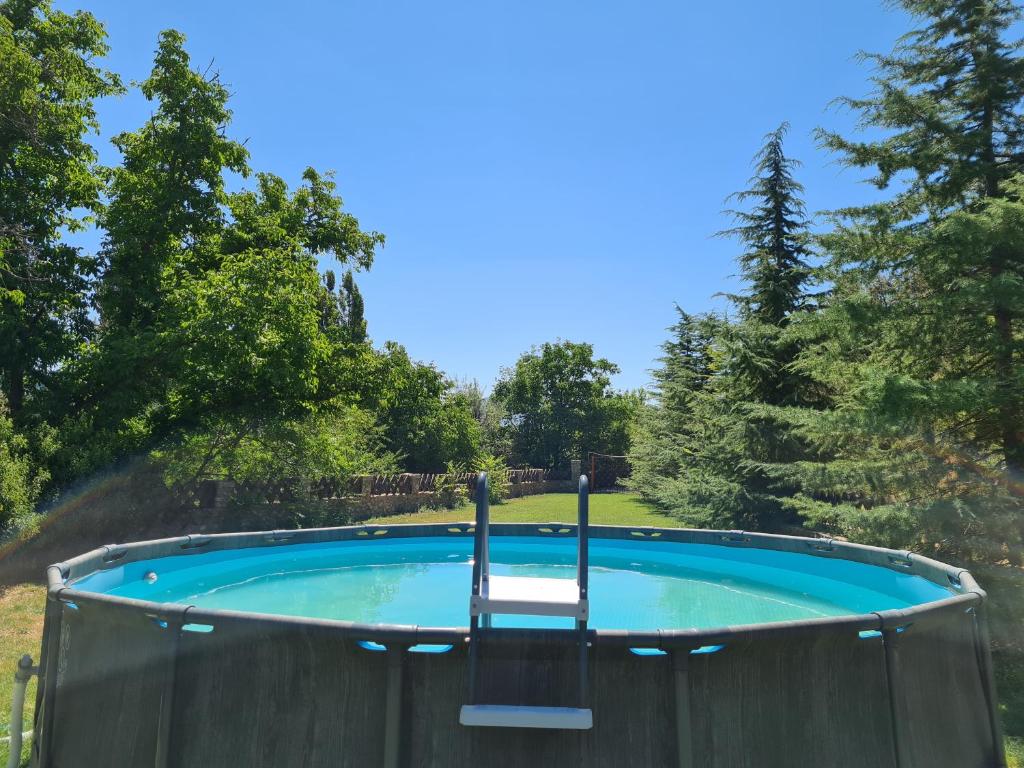 piscina en casa rural