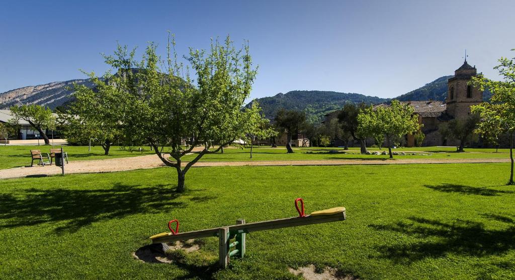 jardin en pueblo pirenaico 