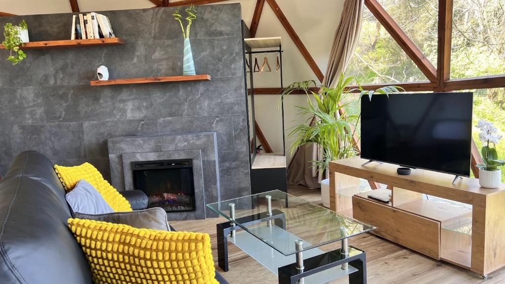 interior de domo geodésico en cantabria