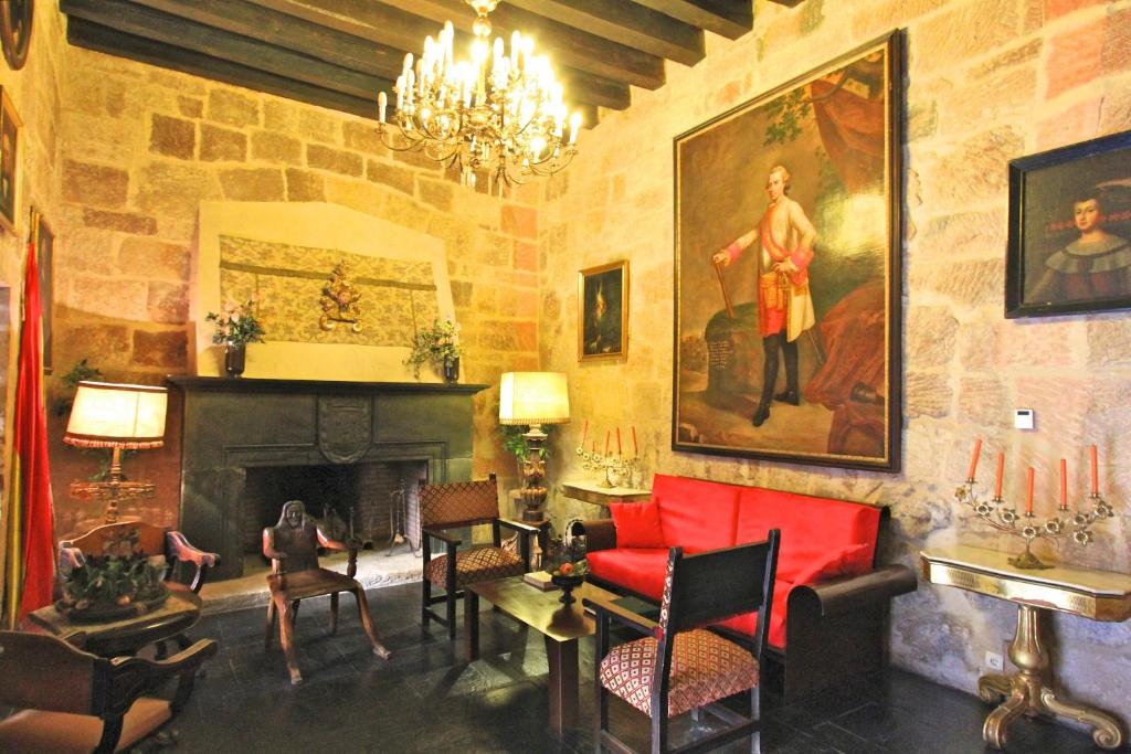 interior castillo salamanca