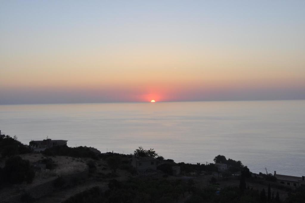 atardecer hotel banyalbufar