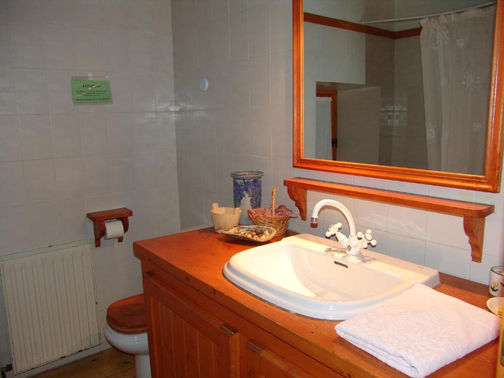 baño casa rural en valle de pineta
