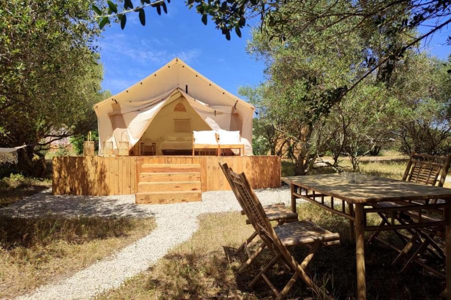 tienda de campaña glamping