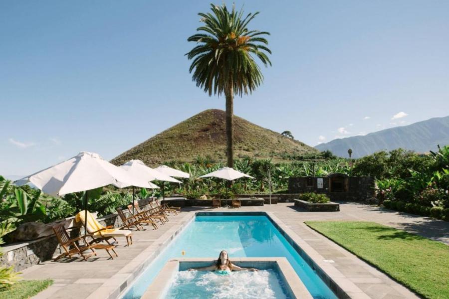 piscina en finca rural en tenerife