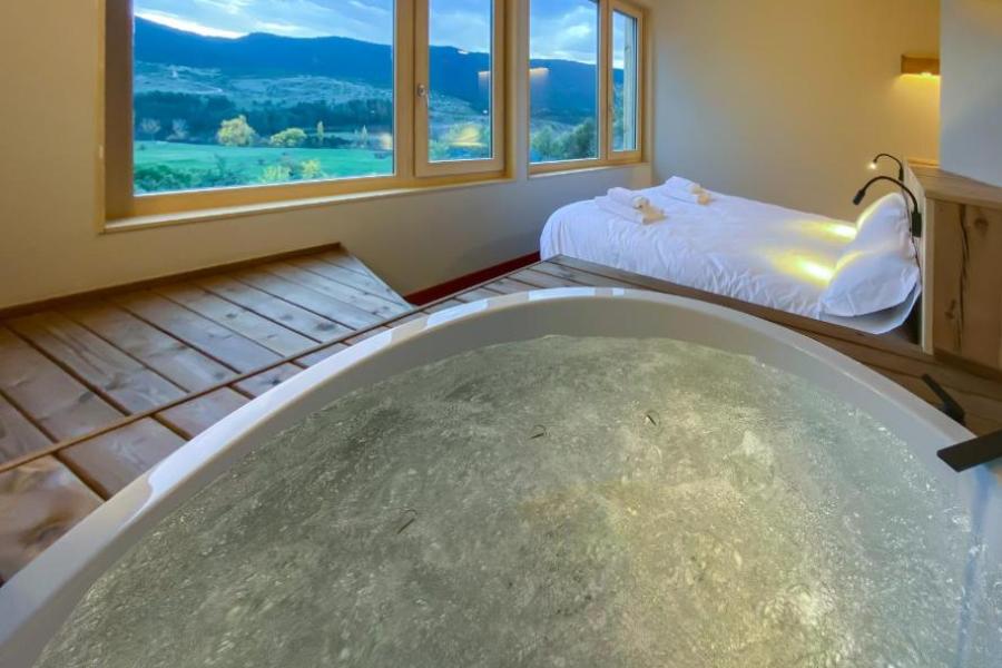 casa rural con jacuzzi pirineos catalanes