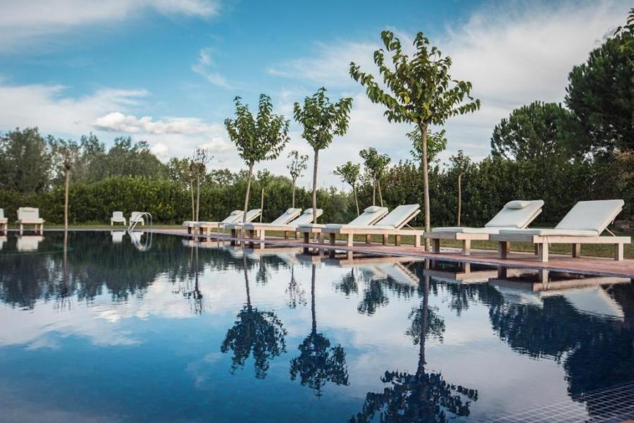 piscina cabañas de lujo cerca de barcelona