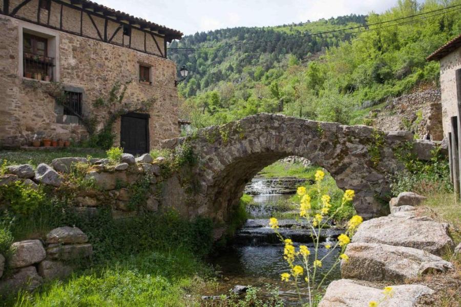 puente posada riojana 